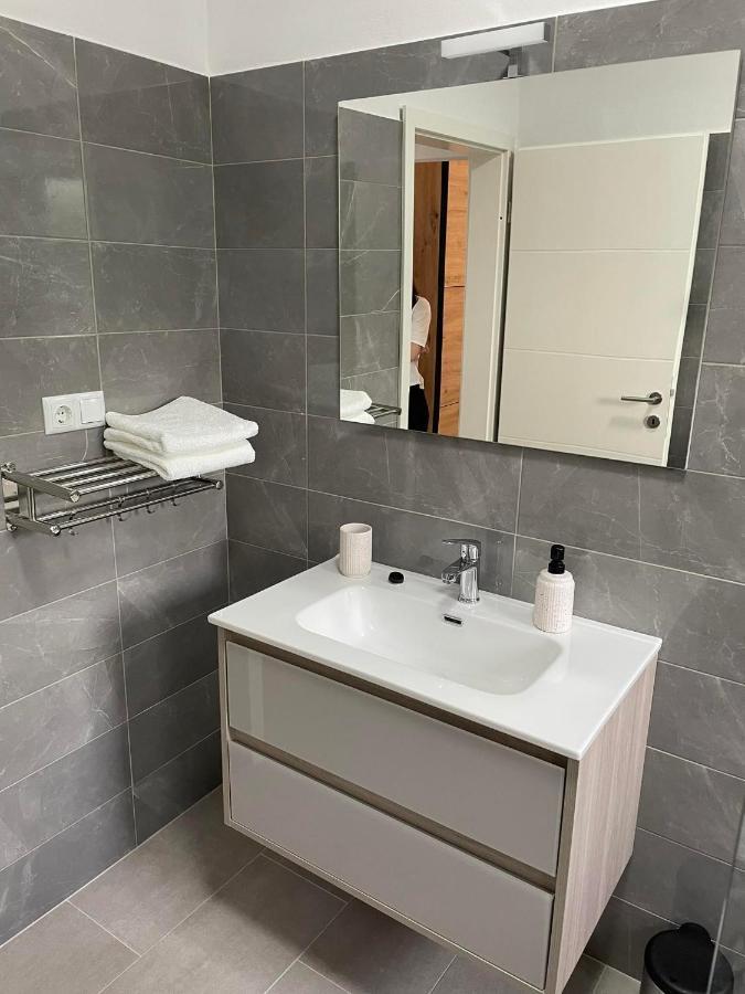 Apartman Ivanica Lukoran Exteriér fotografie